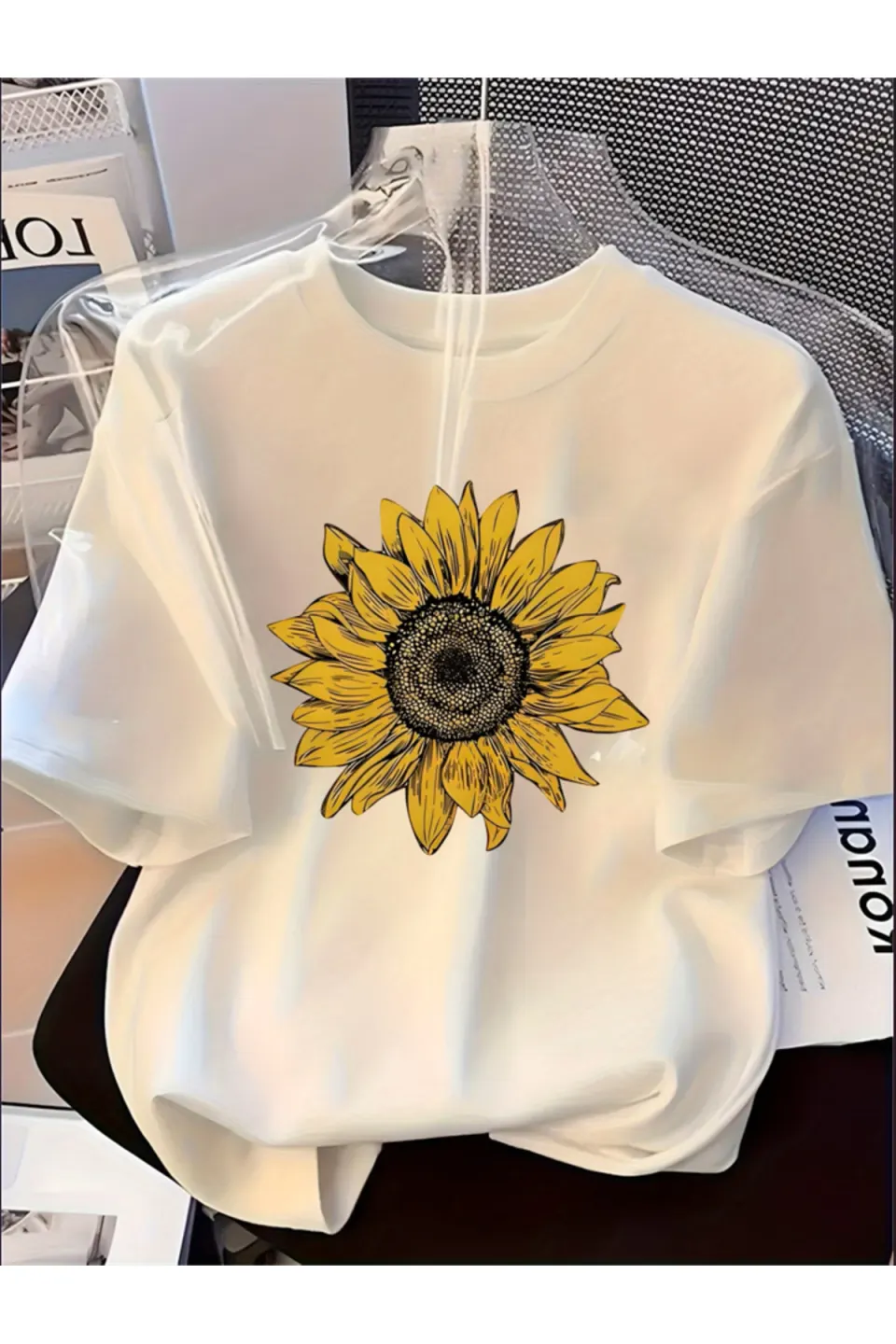 ayçiçeği Baskılı Pamuklu Bisiklet Yaka Kısa Kollu T-shirt - Beyaz